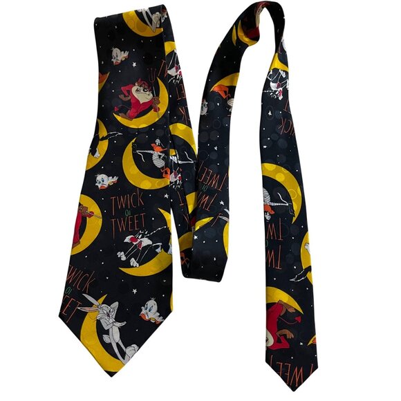 Looney Tunes Mania Tweety & Sylvester 100% Silk Halloween Celestial Moon Tie - Picture 2 of 7